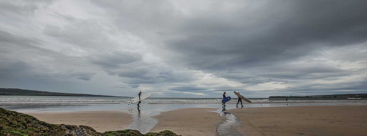 Galway-LahinchBeach-Surfer