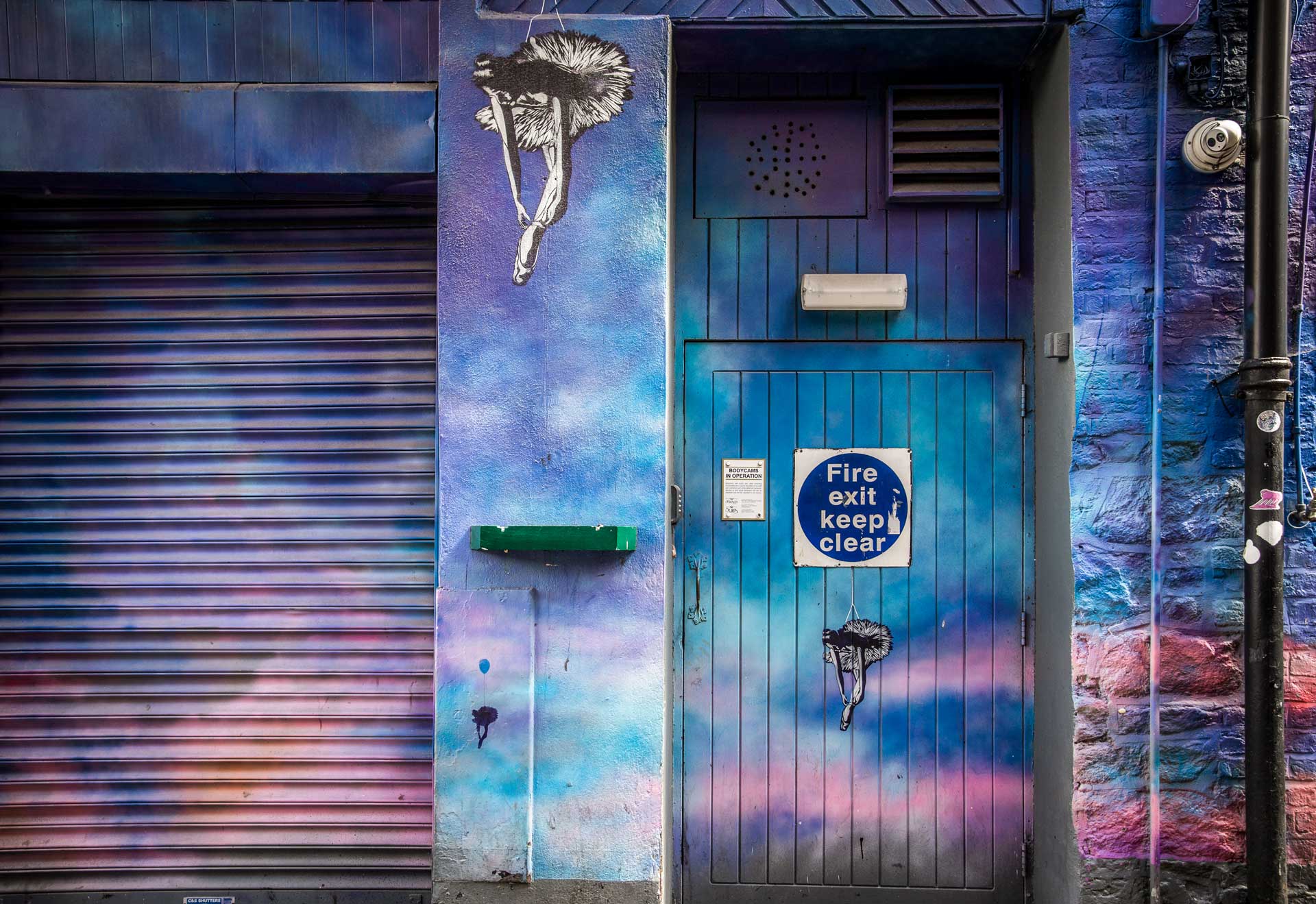 Ballerina Street art in Anne Lane